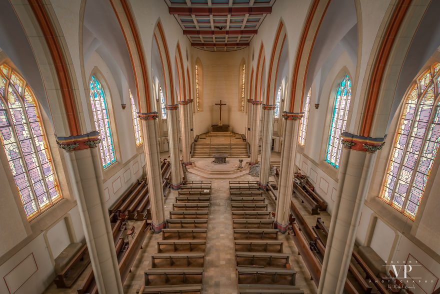 I Photographed This Abandoned Church