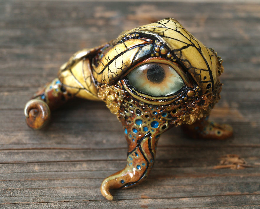 I Make Sculptures Of Gentle Monsters From Polymer Clay