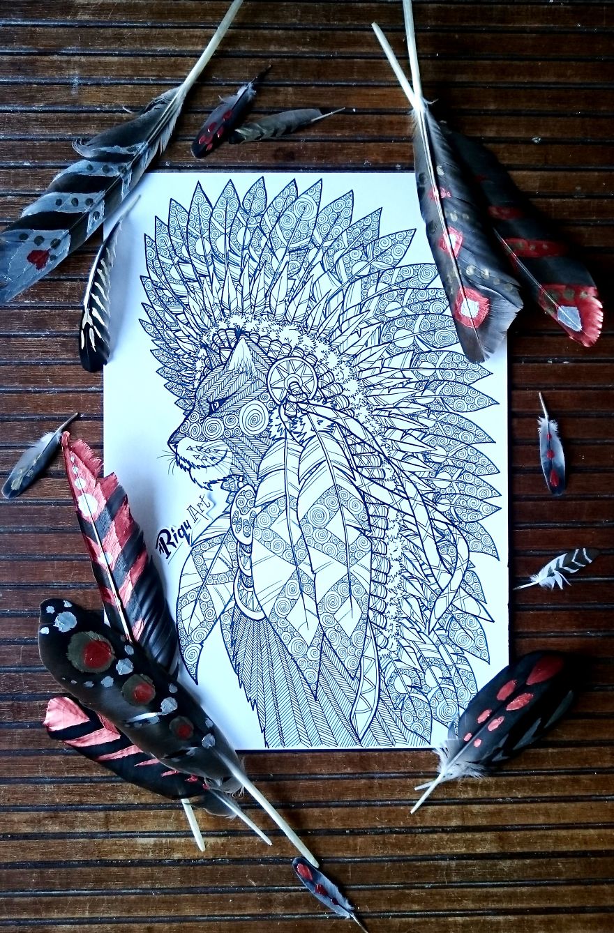 Faa Is Vaa‘S Brother, His Left Paw