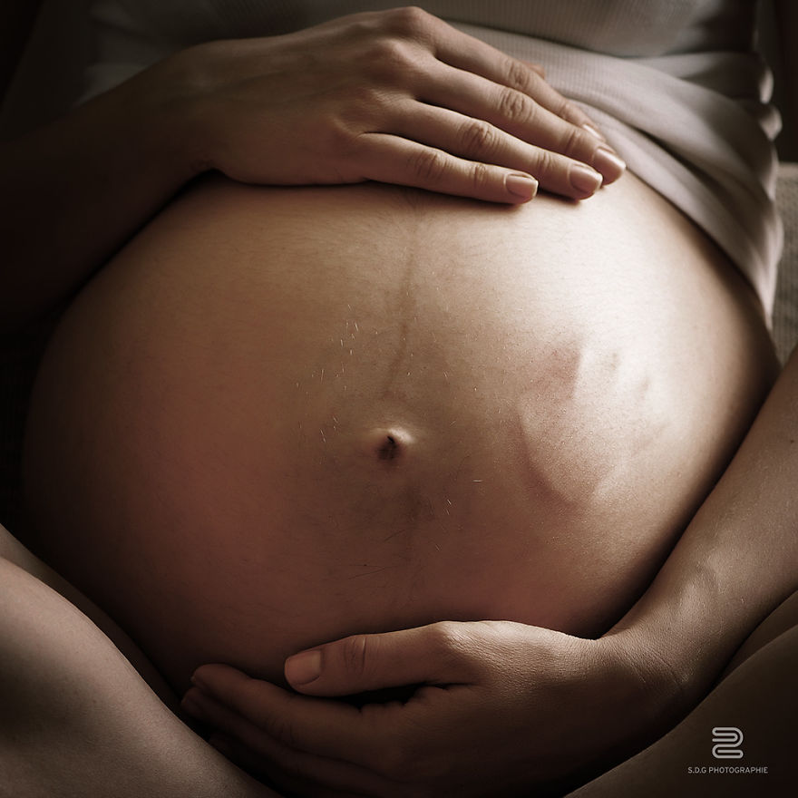 I Tell Forgotten Tales Through Conceptual Images