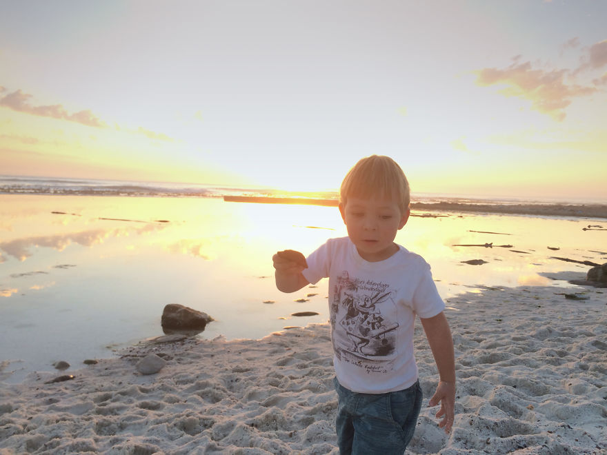 We Create Art From Trash