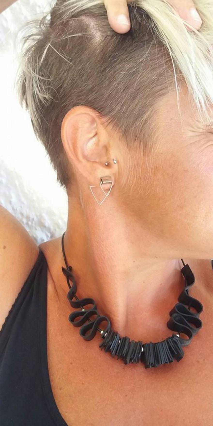 I Make Jewelry And Accessories Out Of Upcycled Bike And Car Inner Tubes