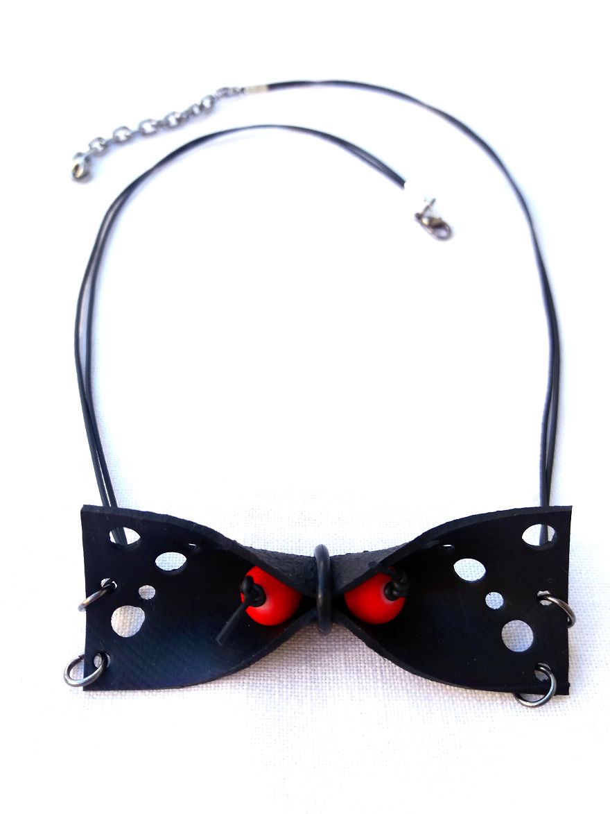 I Make Jewelry And Accessories Out Of Upcycled Bike And Car Inner Tubes