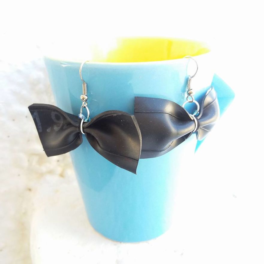 I Make Jewelry And Accessories Out Of Upcycled Bike And Car Inner Tubes