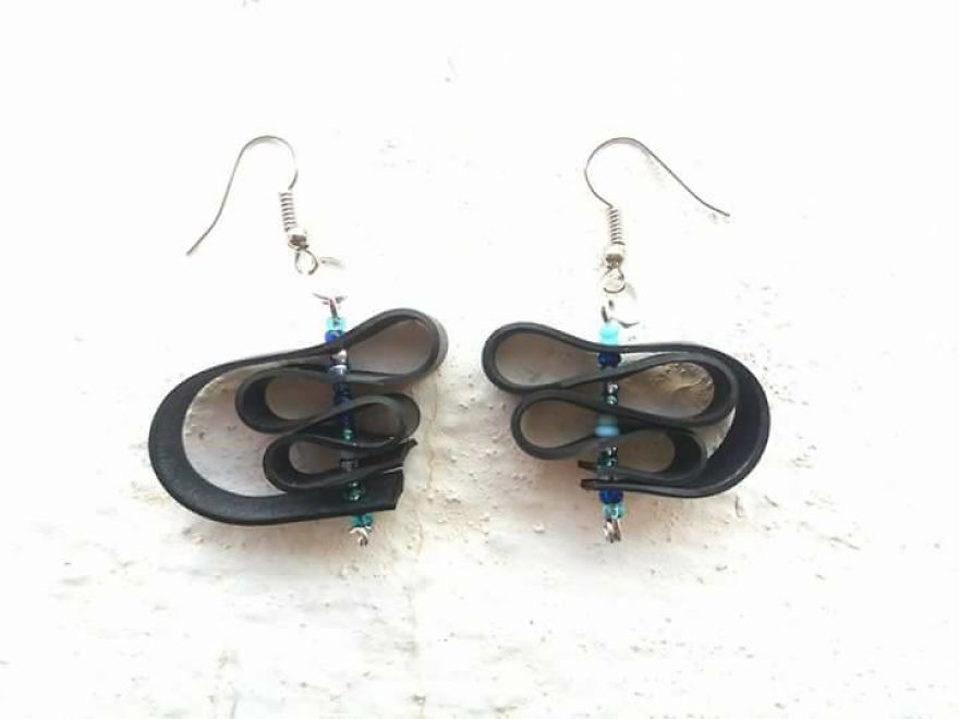 I Make Jewelry And Accessories Out Of Upcycled Bike And Car Inner Tubes