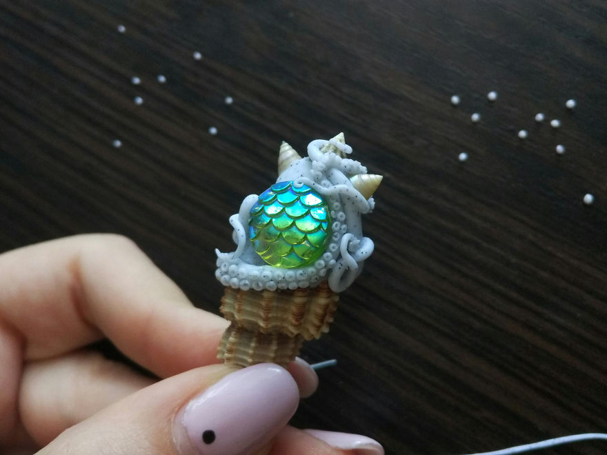 I Make Nature-Inspired Copper Electroformed Jewerly