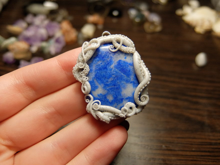 I Make Nature-Inspired Copper Electroformed Jewerly