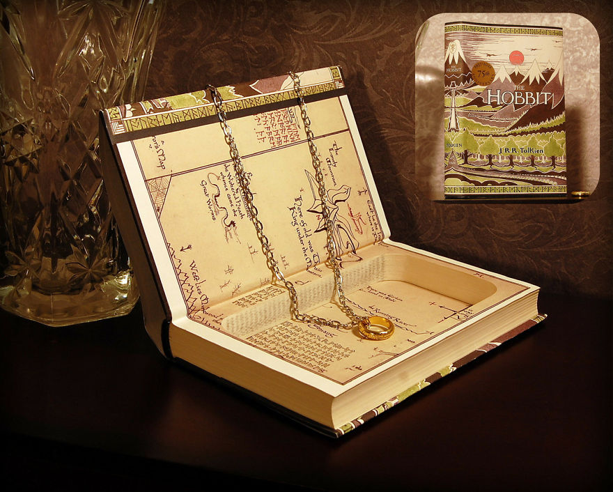 I Was Able To Quit My Job As A Museum Gallery Guard To Make Hollow Books I Was Able To Quit My Job As A Museum Gallery Guard To Make Hollow Books