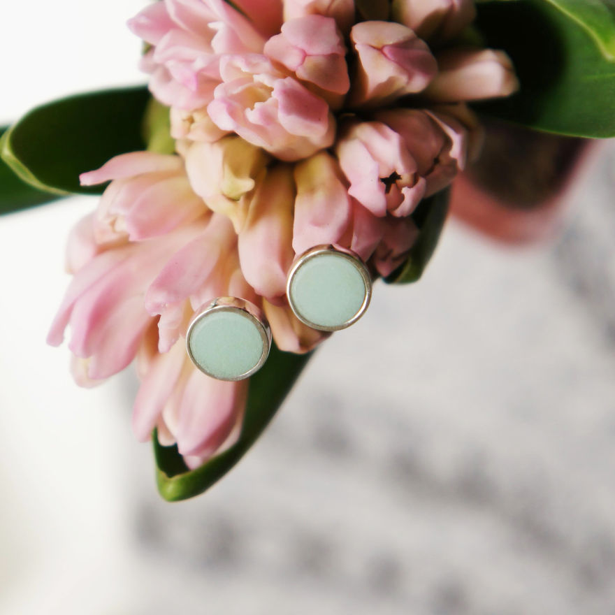 I Wear 300- 400 Year-Old Ceramic Treasure From Qing Dynasty