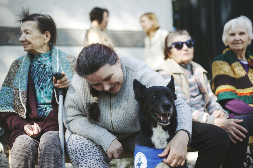 We Followed Local Canistherapy Center Team To Senior Foster Homes And Children Hospitals For Two Years To Document People Emotions