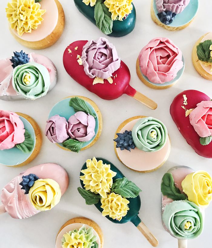 Avid Home Baker Who Turns Leftover Cake Scraps Into Meticulously Crafted Cake-Popsicles