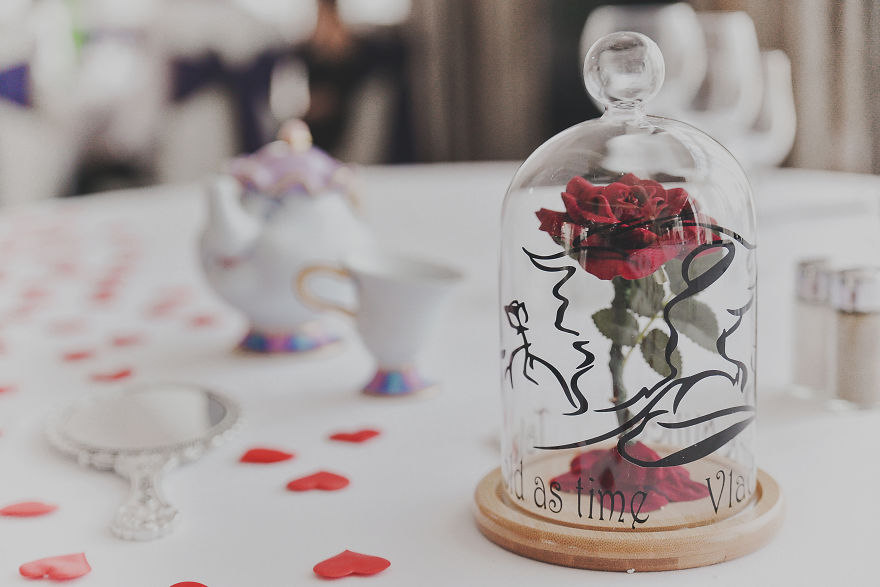 Cosplay-Loving Couple Even Made Their Wedding A Cosplay Cosplay-Loving Couple Even Made Their Wedding A Cosplay