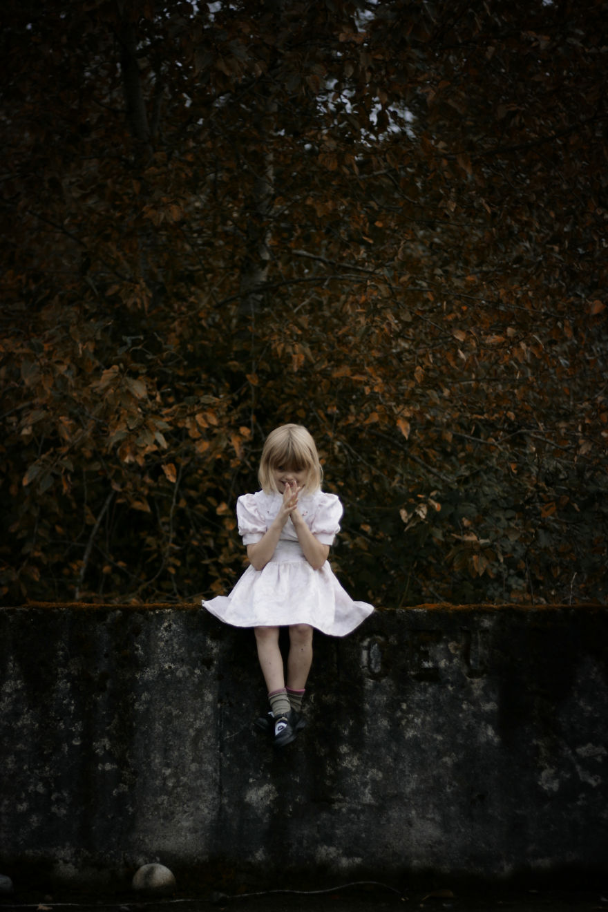 I Take My Kids Halloween To The Next Level With Eerie Photo Shoots