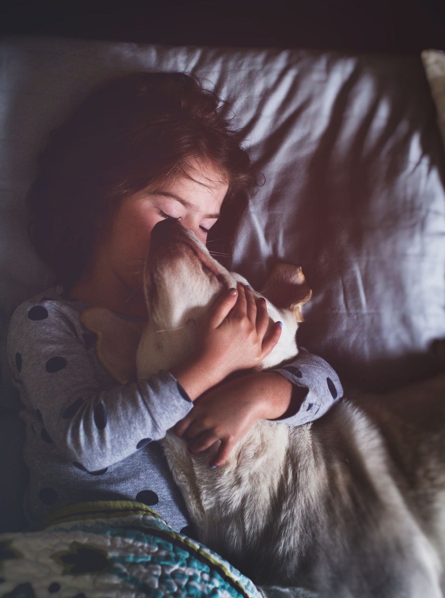 We Adopted A Dog From An Animal Shelter And She Became Our Daughter’s Best Friend We Adopted A Dog From An Animal Shelter And She Became Our Daughter’s Best Friend