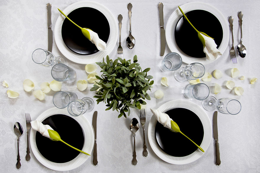 Your Dinner Table Can Bloom With Just A Quick Twist