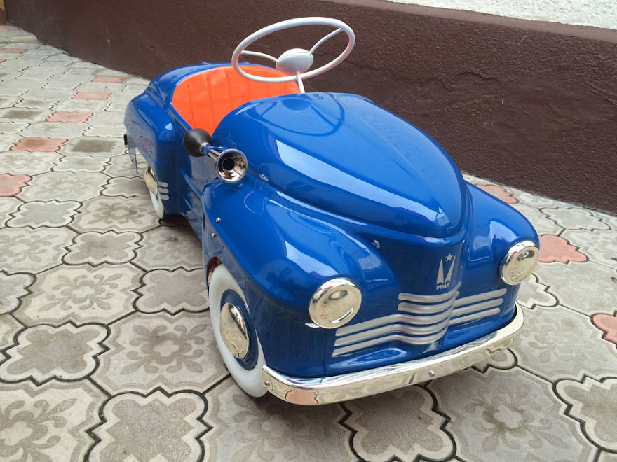 Russian Man Restores Child Pedal Vehicles From USSR-Times, And The Result Looks Amazing Russian Man Restores Child Pedal Vehicles From USSR-Times, And The Result Looks Amazing