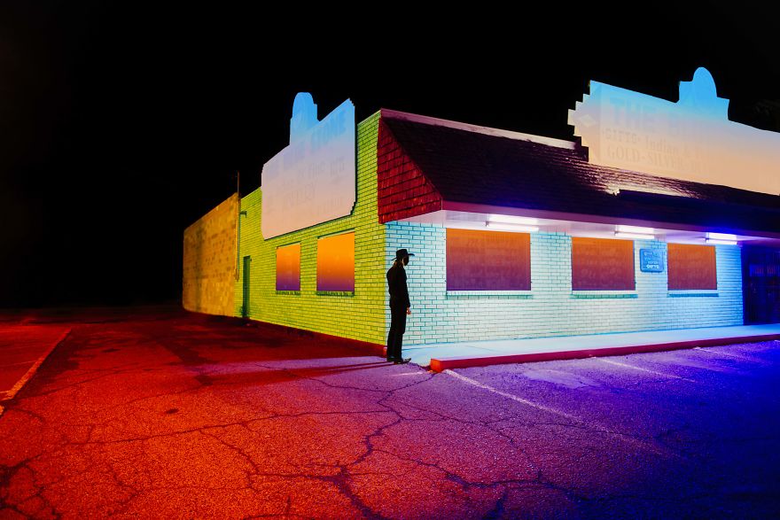 I Made A Surreal Selfportrait Photo Series While Roadtripping To The Usa