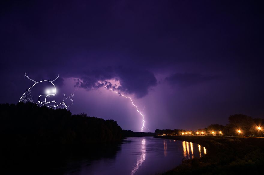 The Crazy Lightning Maker