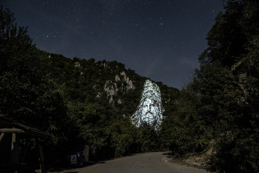 Secret Mapping Experiment Presents The Last King Of Dacia