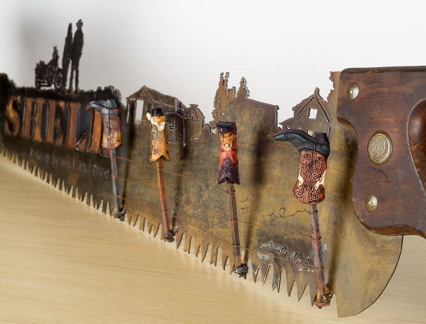 I'll Admit That I Found These Little Boots On Ebay, But They Were Perfect For This Fence!