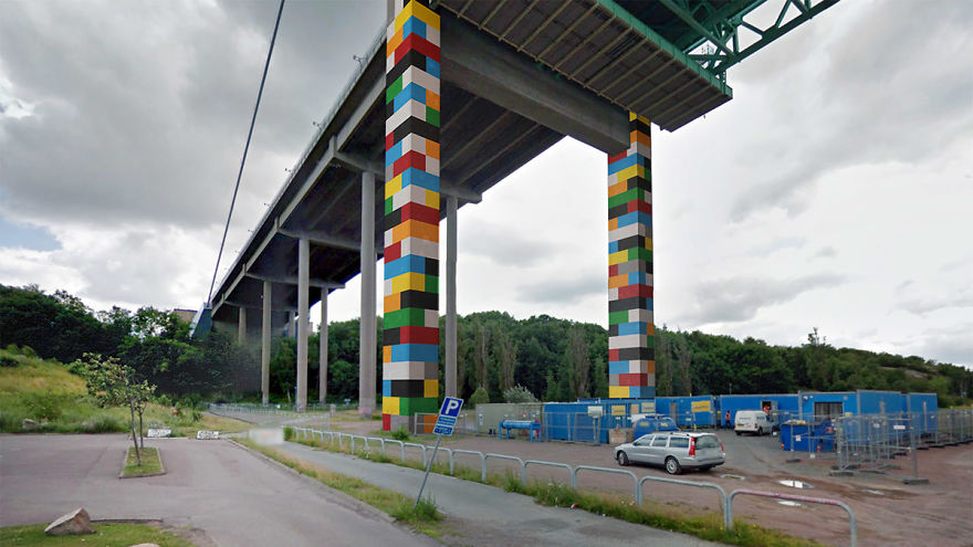 Unemployed In Sweden Gain Job Opportunity By Building A "Lego Bridge"