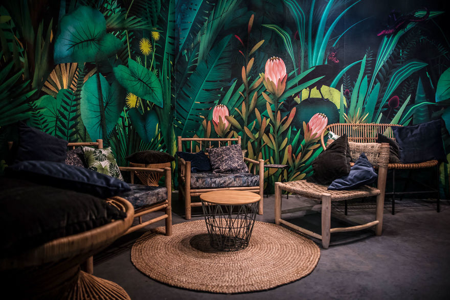 Jungle Wallpaper Fit For A Dodo!