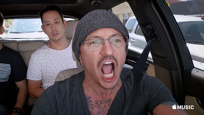 chester-bennington-linkin-park-carpool-karaoke-16