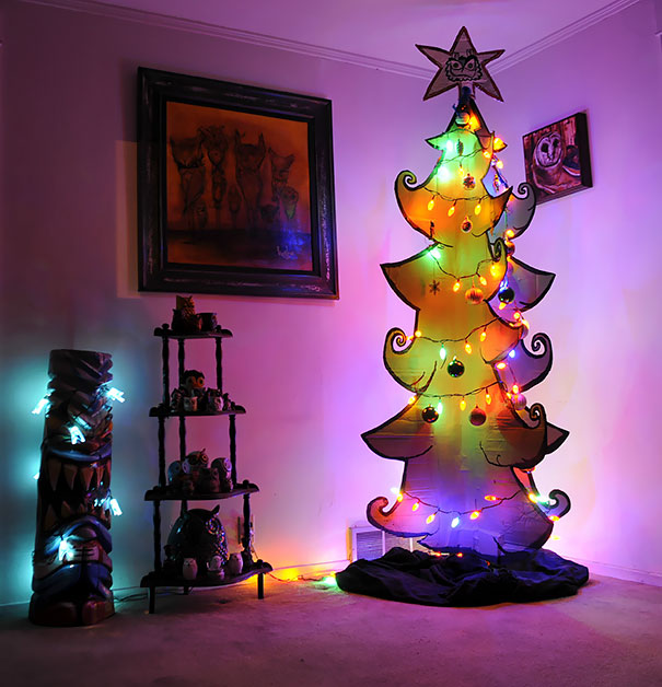 My Boyfriend Made Us A Cartoon Christmas Tree