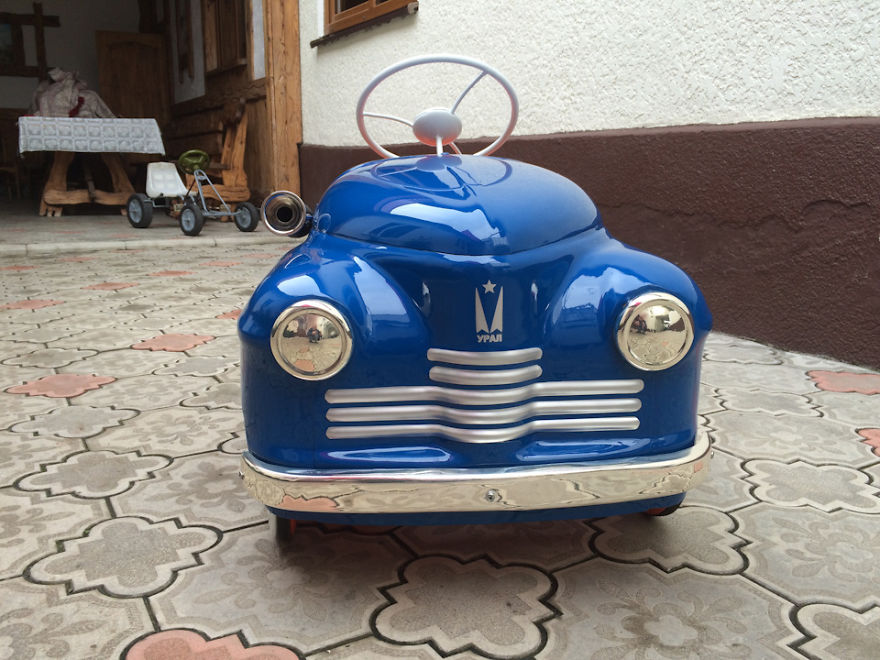 Russian Man Restores Child Pedal Vehicles From USSR-Times, And The Result Looks Amazing Russian Man Restores Child Pedal Vehicles From USSR-Times, And The Result Looks Amazing