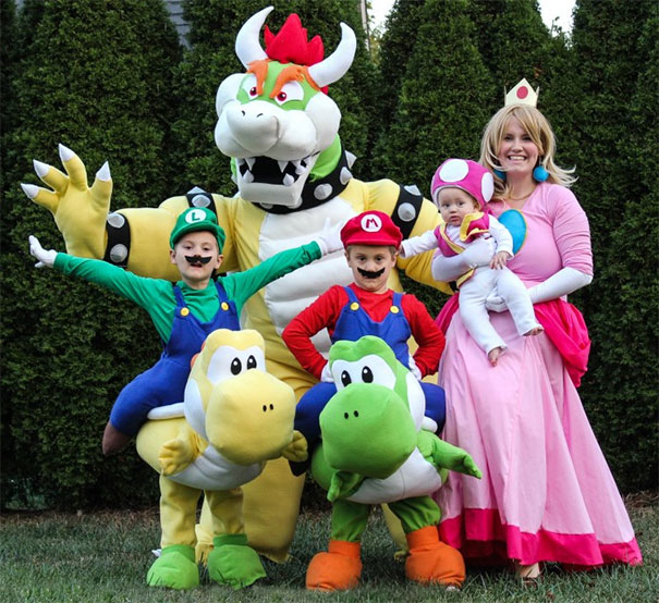 Super Mario Family Costumes