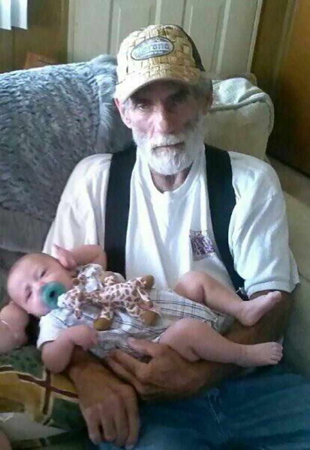 He's A Cancer Survivor. This Was Taken Seconds Before I Saw Him Cry For The First Time, He Told Me "This Is Why I Fought For 26 Years, Right Here. I Didn't Know It Before, But Now I Do. It's Been Worth Every Damn Second"