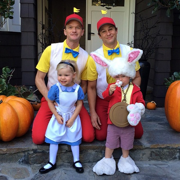 halloween-costumes-family-neil-patrick-harris-5 halloween-costumes-family-neil-patrick-harris-5