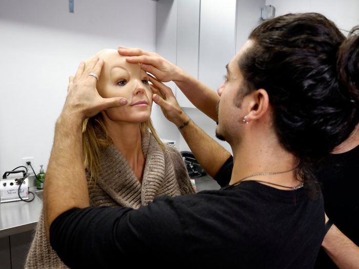 18 Times Heidi Klum Took Halloween Costumes To Another Level 18 Times Heidi Klum Took Halloween Costumes To Another Level