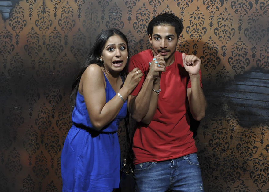 Haunted-House-Reactions-Nightmare-Fear-Factory-Canada