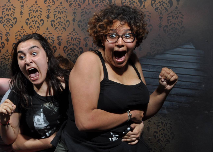 Haunted-House-Reactions-Nightmare-Fear-Factory-Canada