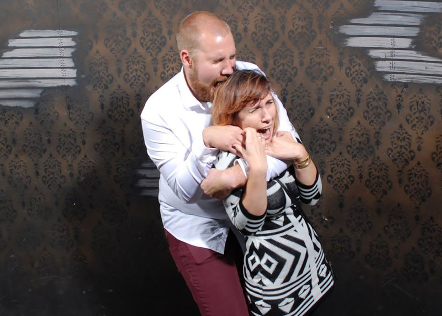 Haunted-House-Reactions-Nightmare-Fear-Factory-Canada