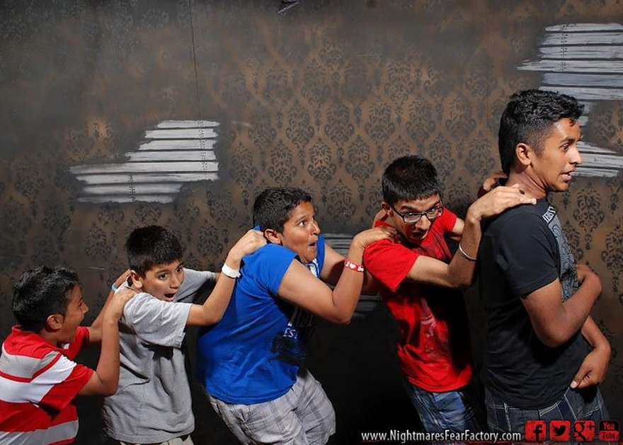 Haunted-House-Reactions-Nightmare-Fear-Factory-Canada