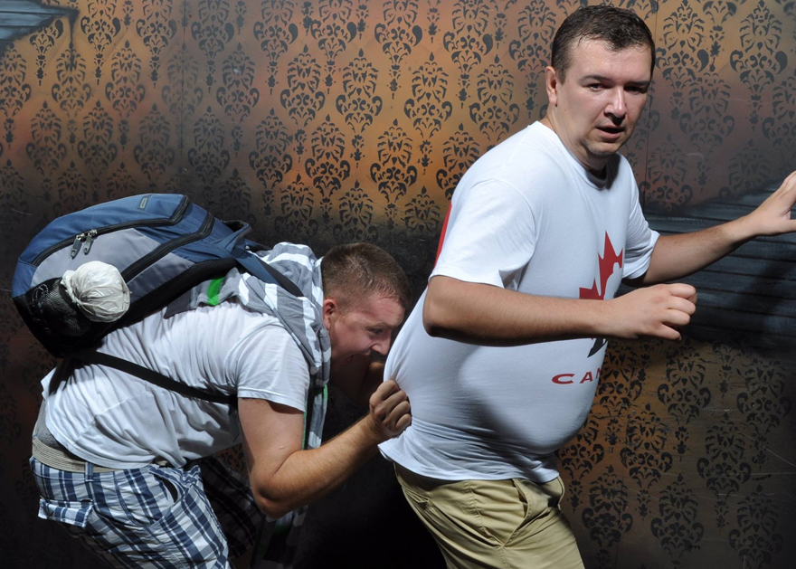 Haunted-House-Reactions-Nightmare-Fear-Factory-Canada