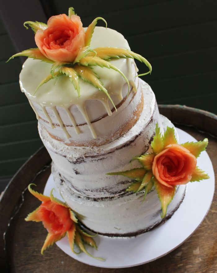 I’ve Transformed A Paw Paw Into Flowers In Only 10 Minutes To Decorate A Special Wedding Cake In Sydney I’ve Transformed A Paw Paw Into Flowers In Only 10 Minutes To Decorate A Special Wedding Cake In Sydney