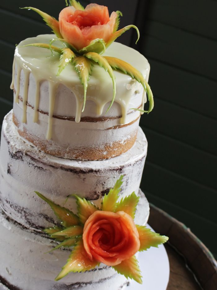 I’ve Transformed A Paw Paw Into Flowers In Only 10 Minutes To Decorate A Special Wedding Cake In Sydney I’ve Transformed A Paw Paw Into Flowers In Only 10 Minutes To Decorate A Special Wedding Cake In Sydney