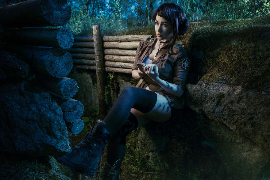 I Brought Mobile Game Character Into Reality With My Images