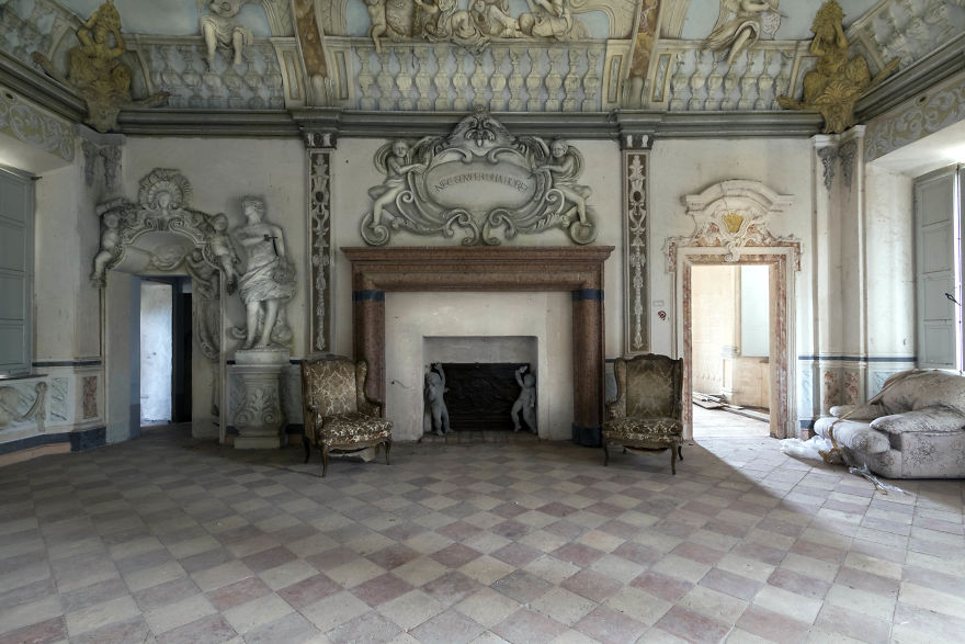 I Photographed An Abandoned Masterpiece In Italia