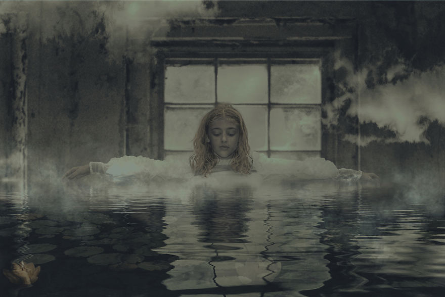 My Photography Series "The Resurrection Of Ophelia" My Photography Series "The Resurrection Of Ophelia"