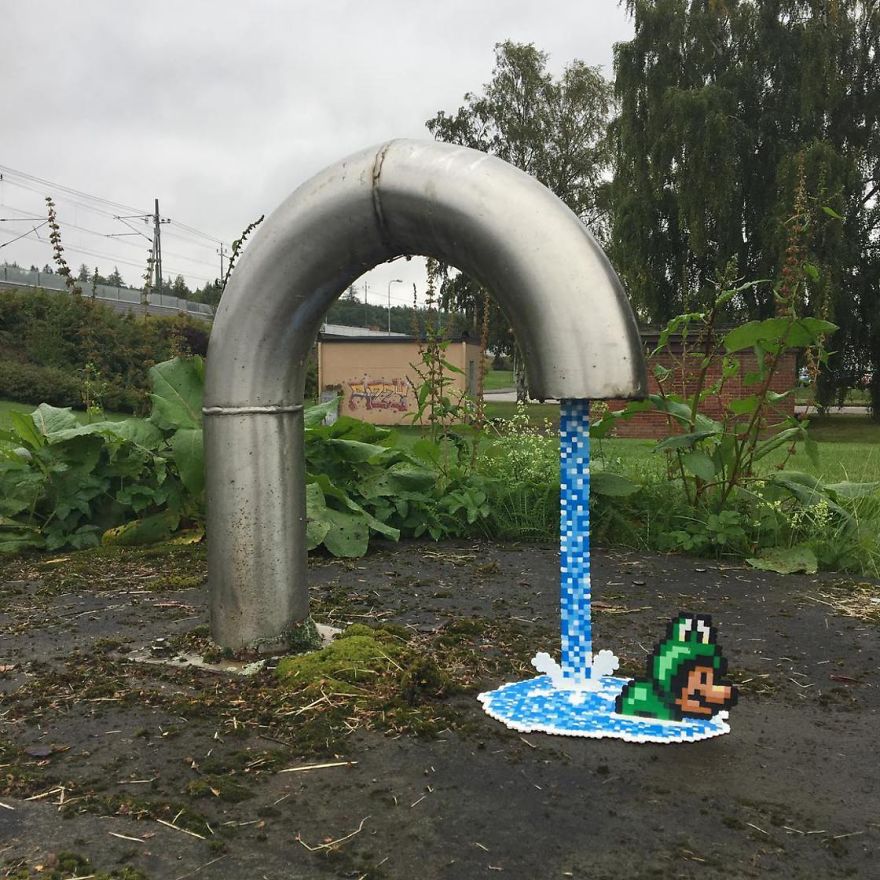 Artist Mixes Pixel Art With Reality And The Result Was Really Fun