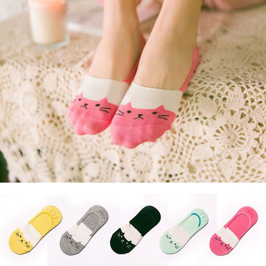 These Socks Will Turn Your Feet Into Cats These Socks Will Turn Your Feet Into Cats