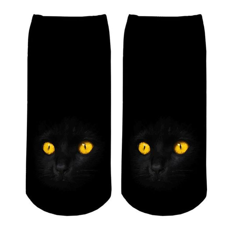 These Socks Will Turn Your Feet Into Cats These Socks Will Turn Your Feet Into Cats