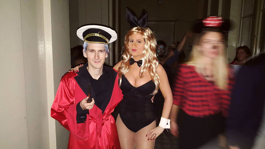 Cosplay-Loving Couple Even Made Their Wedding A Cosplay Cosplay-Loving Couple Even Made Their Wedding A Cosplay