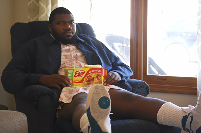 This Guy Cosplaying As Eleven From 'Stranger Things' Is The Funniest Thing You'll See Today This Guy Cosplaying As Eleven From 'Stranger Things' Is The Funniest Thing You'll See Today