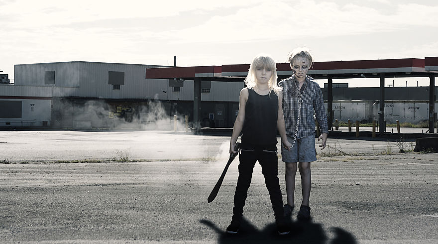 I Take My Kids Halloween To The Next Level With Eerie Photo Shoots