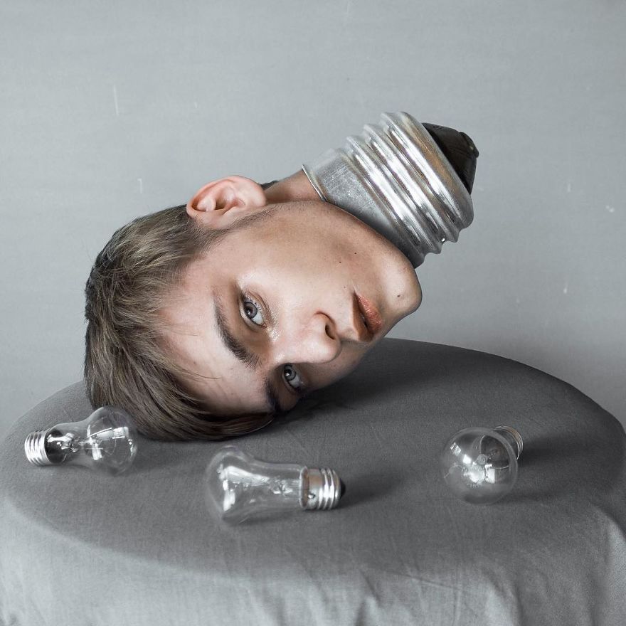 18-Year-Old Russian Artist Impresses With Surrealist Arts